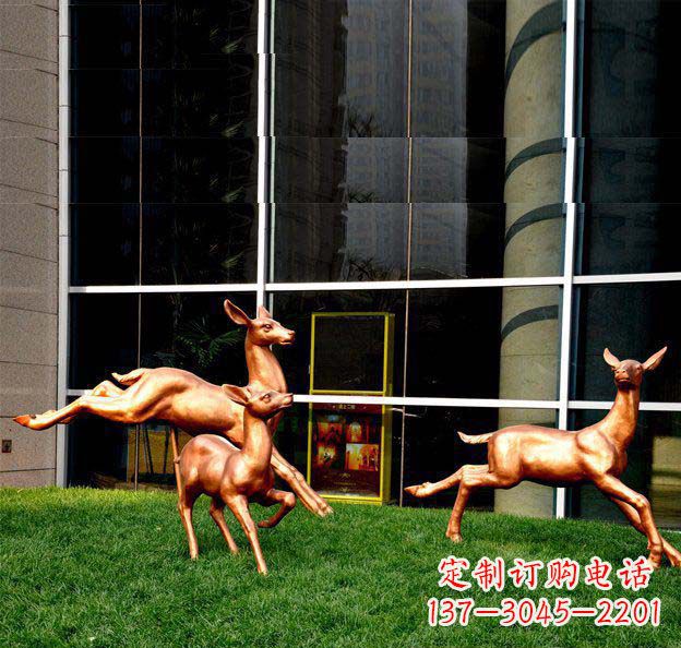 大同商场门口跳跃的小鹿动物铜雕