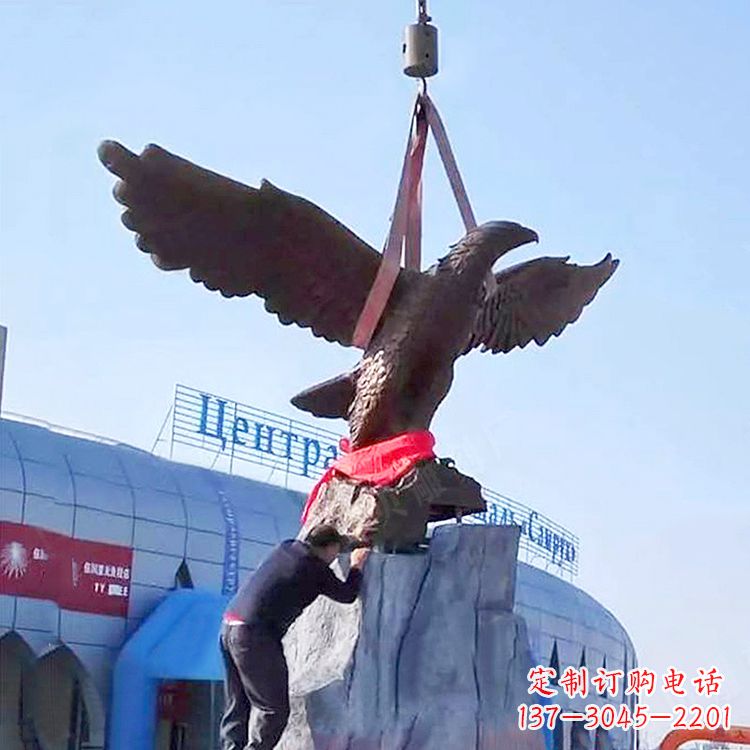 大同中领雕塑定制大型老鹰铜雕景观