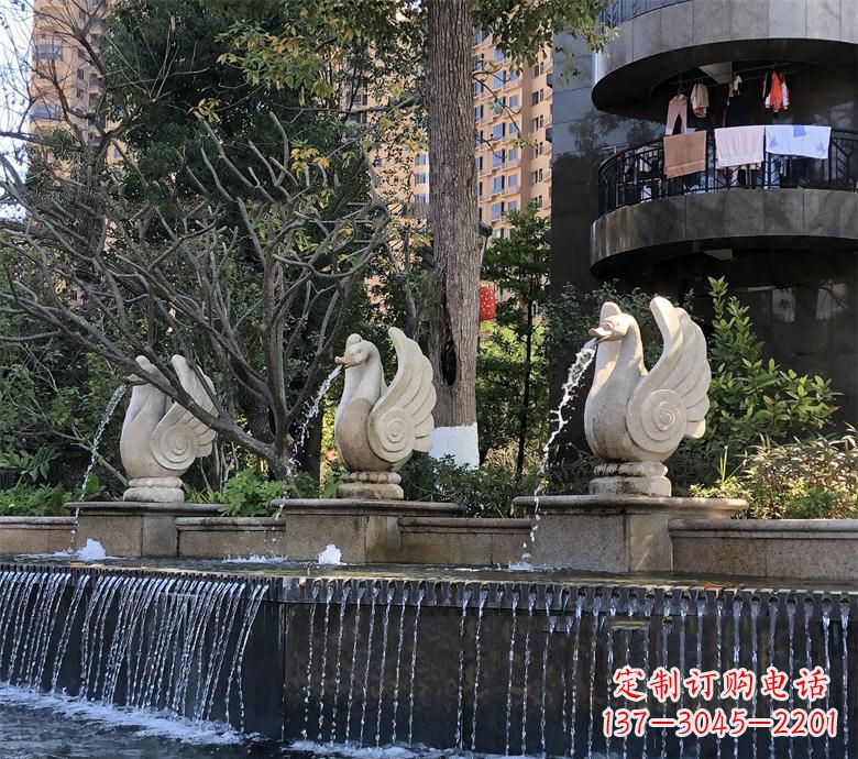 大同石材喷水鹅 园林动物石雕景观摆放 水池石天鹅