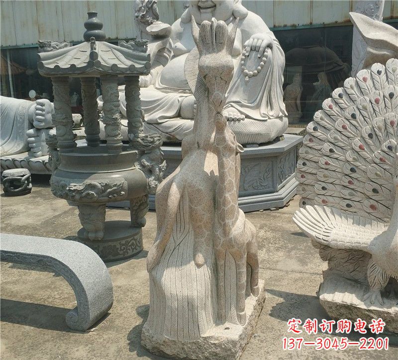 大同高贵优雅的长颈鹿雕塑