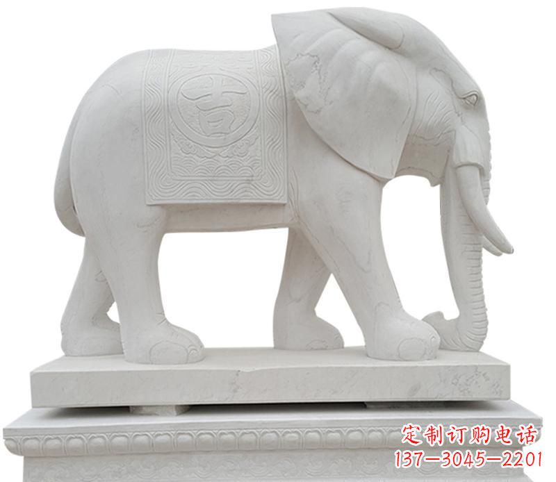 大同石雕公园立式大象雕塑