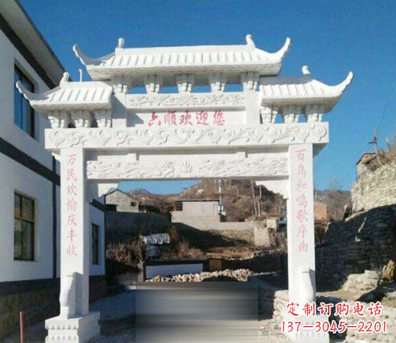 大同牌坊雕塑:为景观增添独特灵气