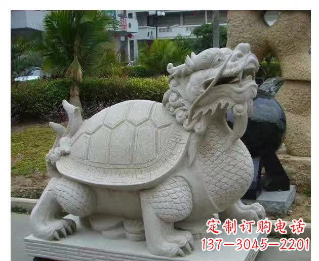 大同石头雕刻的动物雕塑