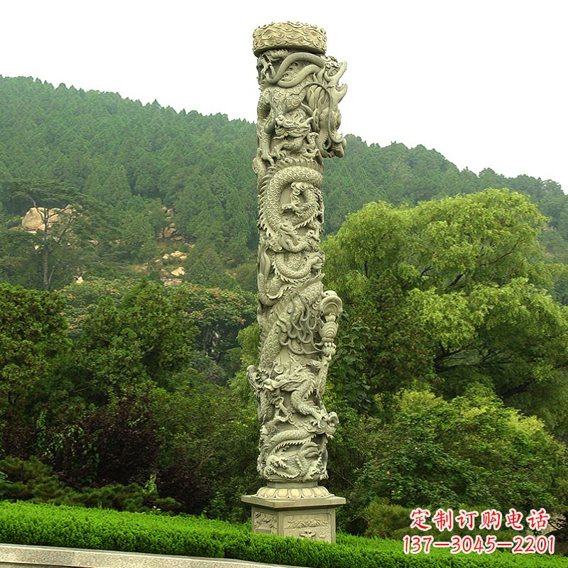大同中领雕塑:大气雄伟的石雕龙柱