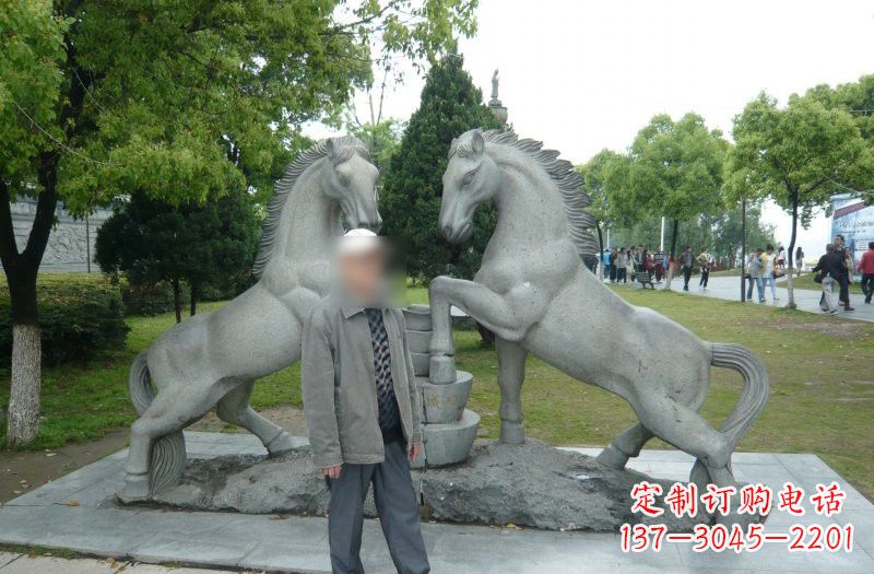 大同以马为主题的石雕艺术品