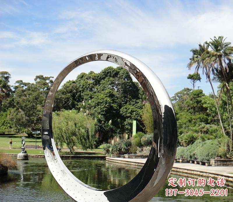 大同水景不锈钢镜面圆环雕塑