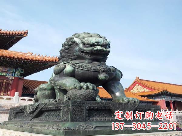 大同寺庙青铜狮子