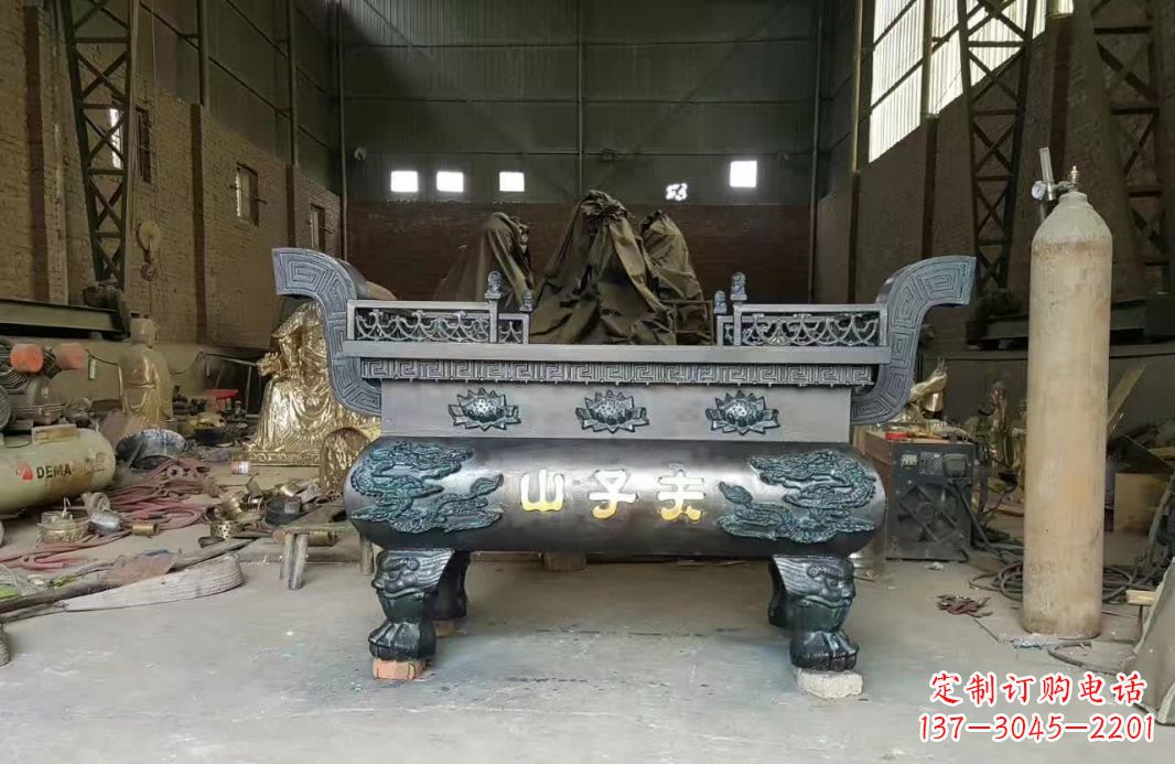 大同寺庙香炉铜雕12