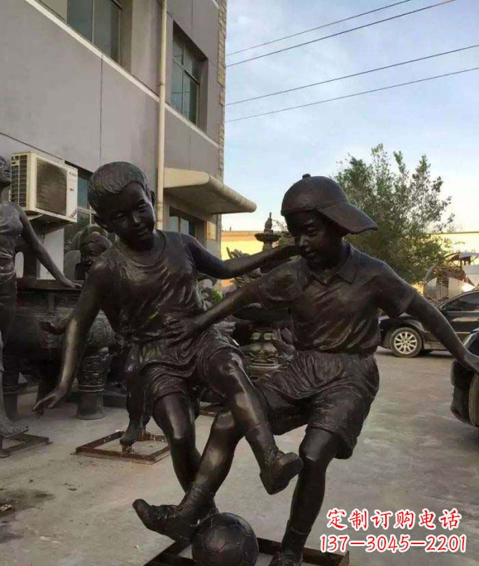 大同踢足球儿童铜雕 (2)