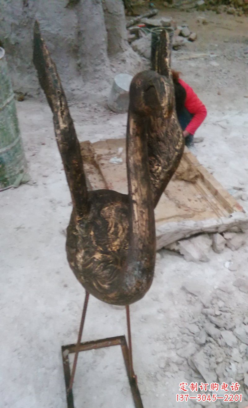 大同天鹅动物铜雕 (2)