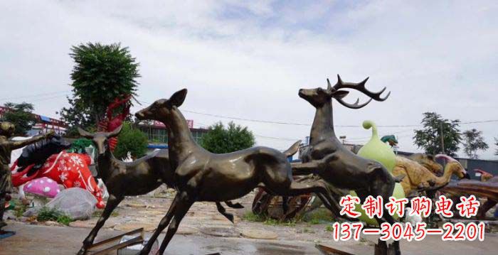 大同跳跃的小鹿铜雕