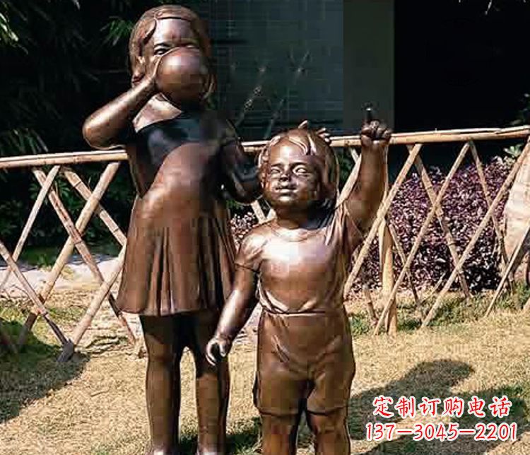 大同铜雕吹气球儿童