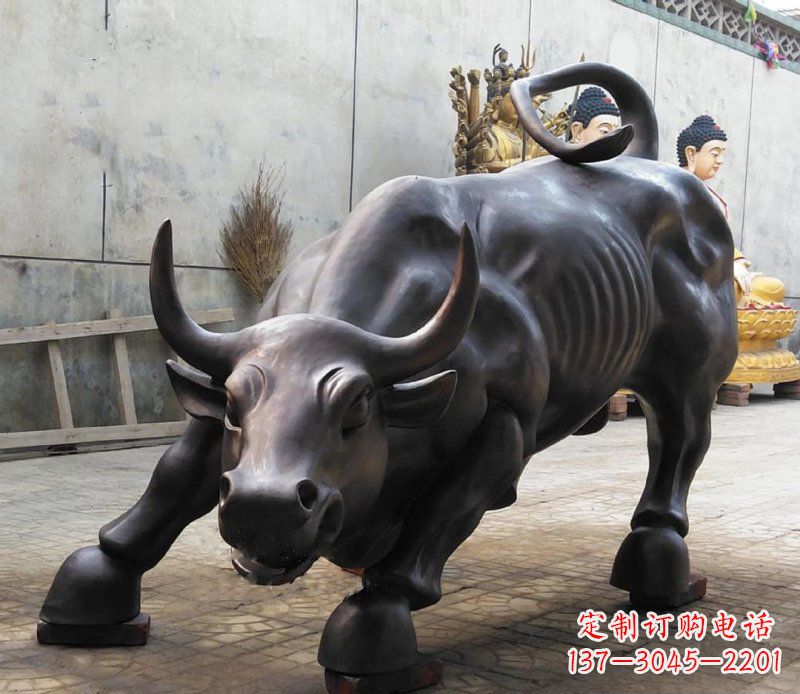 大同铜雕广场华尔街动物牛 (2)