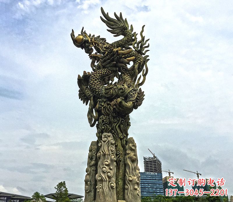 大同铜雕盘龙柱