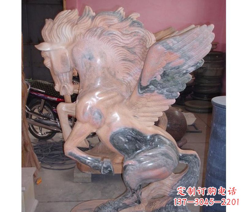 大同晚霞红奔马石雕