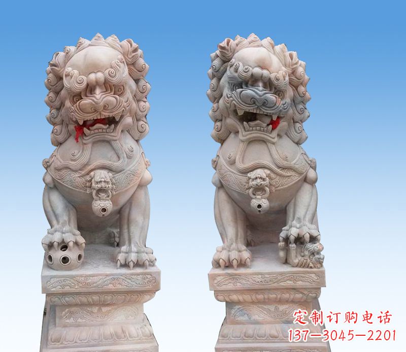 大同晚霞红踩球狮子石雕