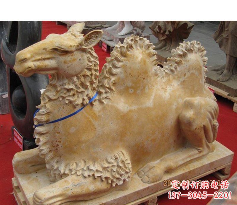 大同晚霞红动物骆驼石雕