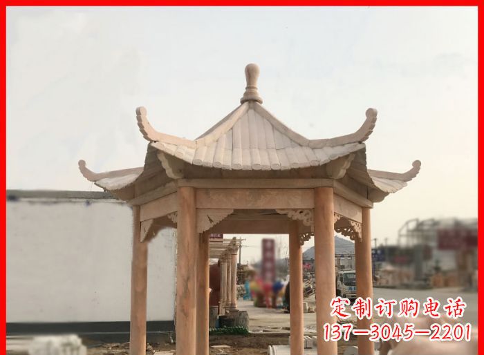 大同晚霞红公园六角石雕凉亭