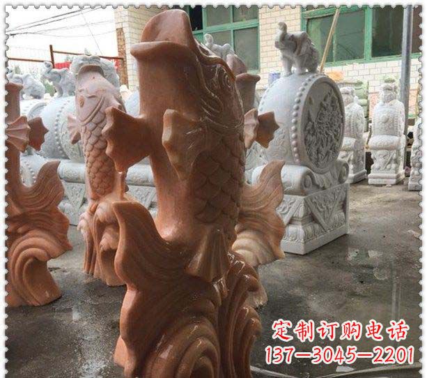 大同晚霞红喷水鲤鱼公园石雕