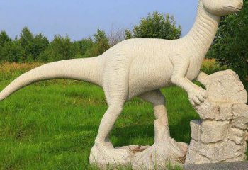 大同雕刻恐龙的砂岩艺术