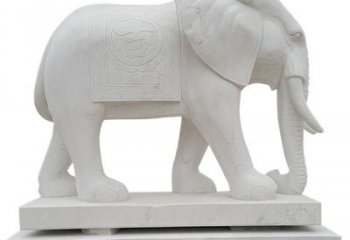 大同石雕公园立式大象雕塑