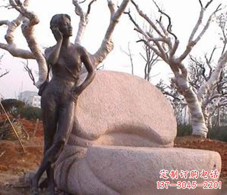 大同现代女人打电话铜雕