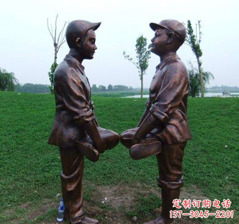 大同小孩斗鸡铸铜雕塑