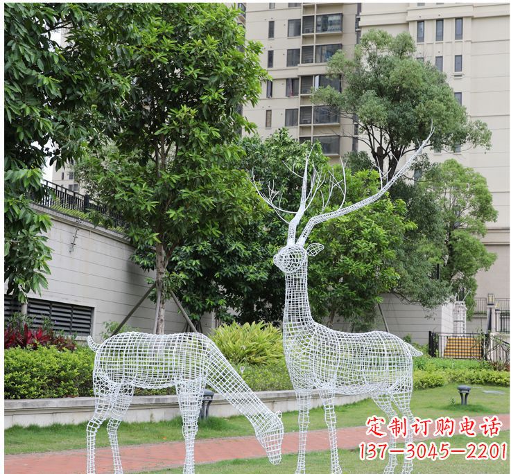 大同小区不锈钢镂空梅花鹿鹿雕塑