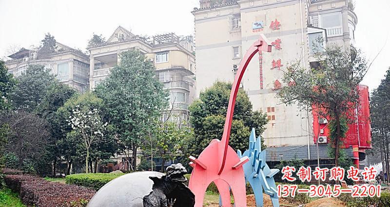 大同小区破壳而出的小恐龙景观铜雕