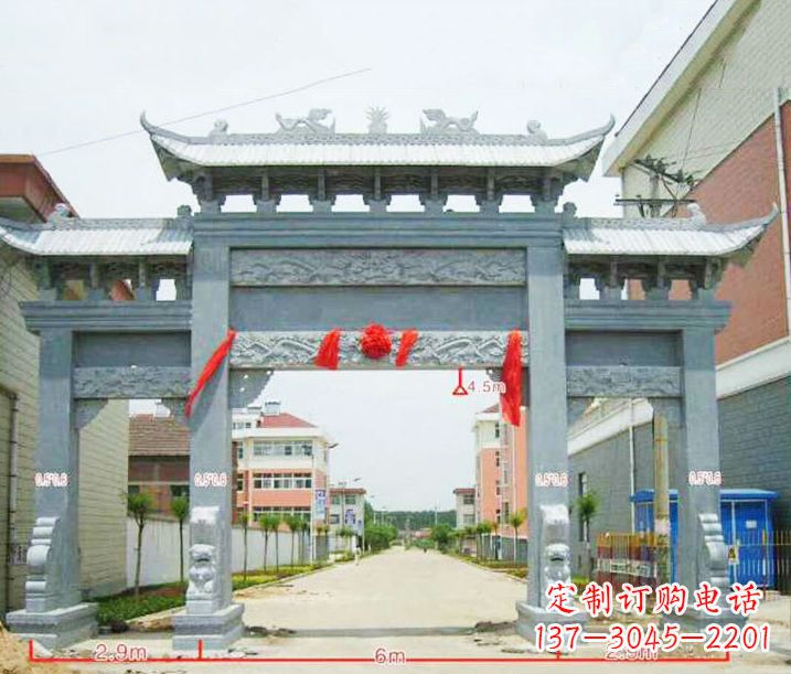 大同小区三门牌坊石雕