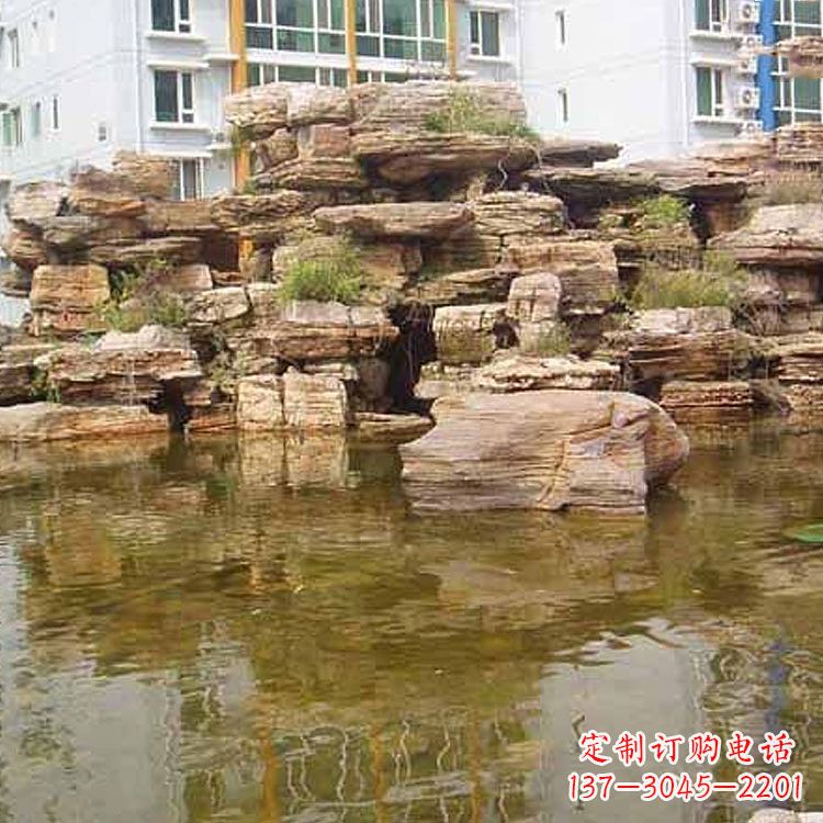 大同小区庭院假山鱼池