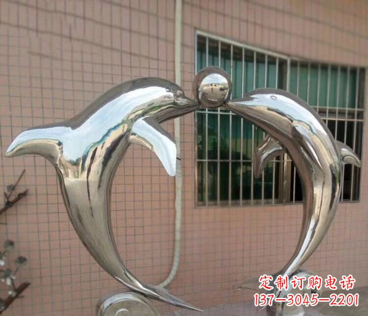 大同校园不锈钢海豚顶球雕塑