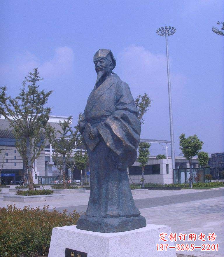 大同校园陆游名人铜雕
