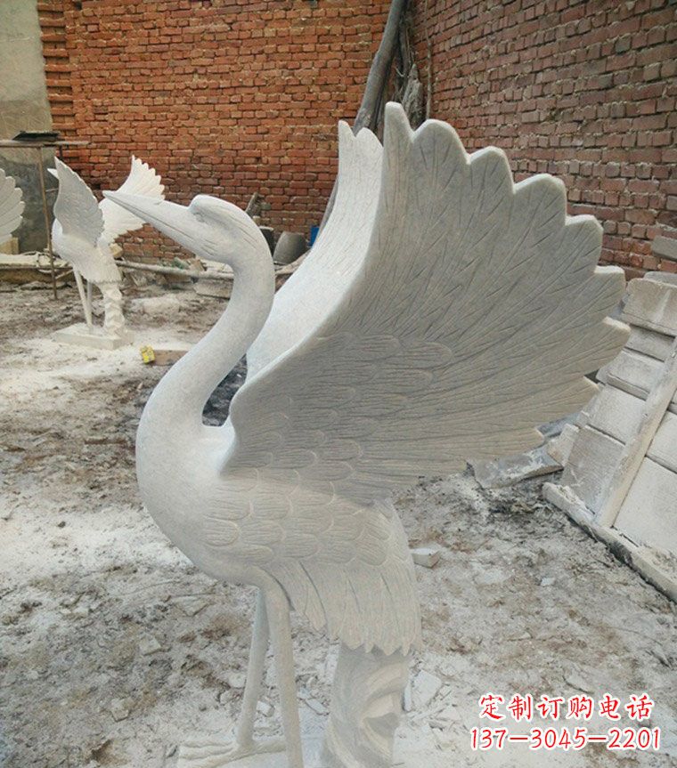 大同展翅丹顶鹤石雕