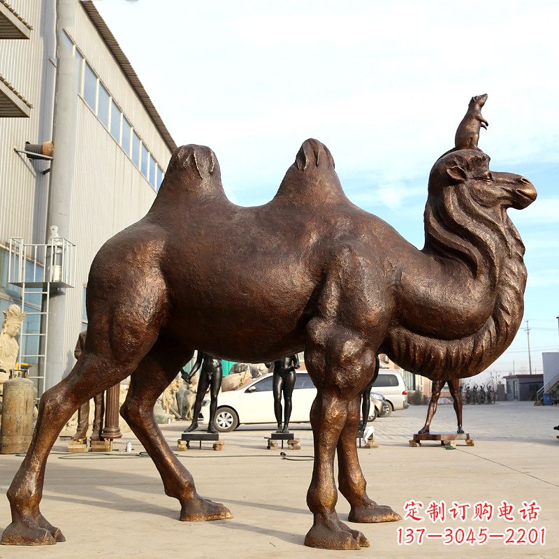 大同铸铜骆驼雕塑