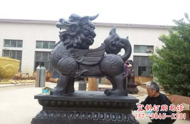 大同铸铜门口貔貅雕塑