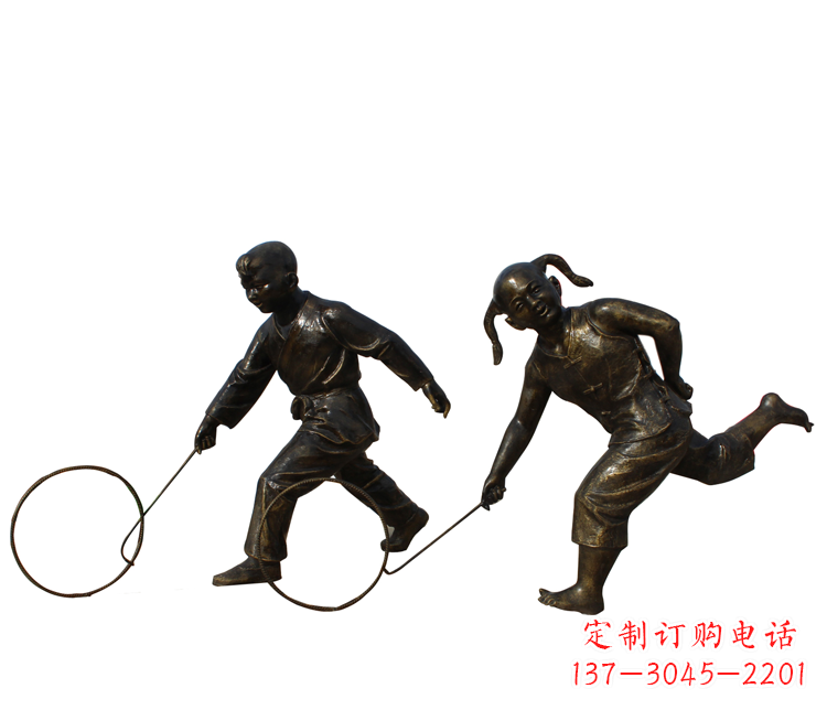大同公园滚铁环的儿童铜雕