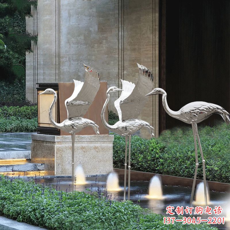 大同鹤雕塑-公园不锈钢镜面喷泉中的鹤雕塑
